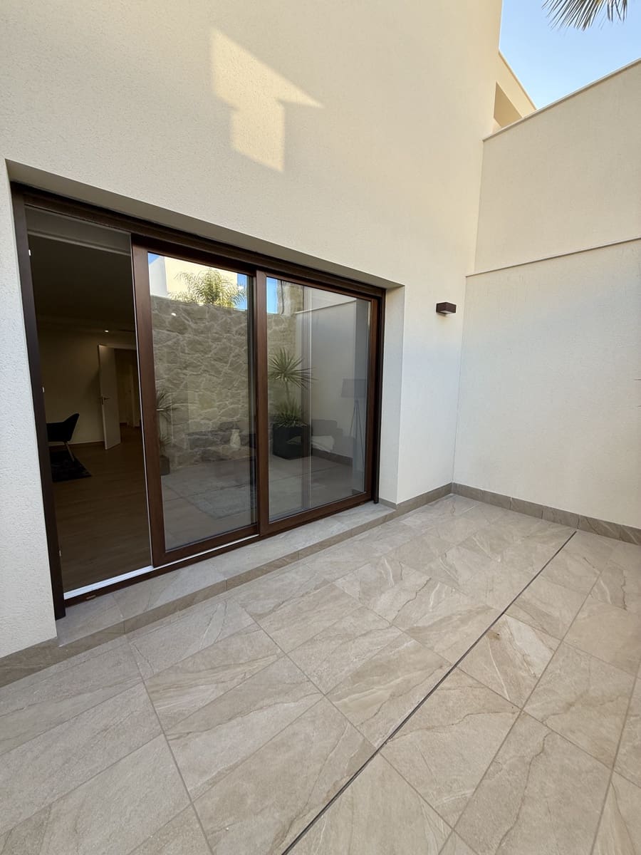 3 soverom Villa til salgs i Rojales med svømmebasseng garasje - € 549 900 (Ref: 9462601)