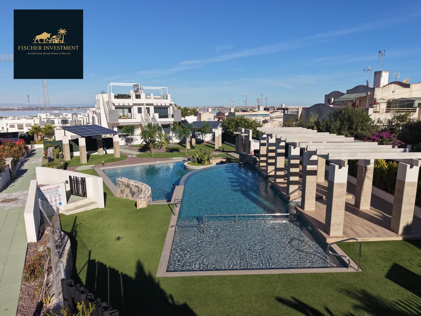 3 soverom Leilighet til salgs i Torrevieja med svømmebasseng garasje - € 279 900 (Ref: 9467728)