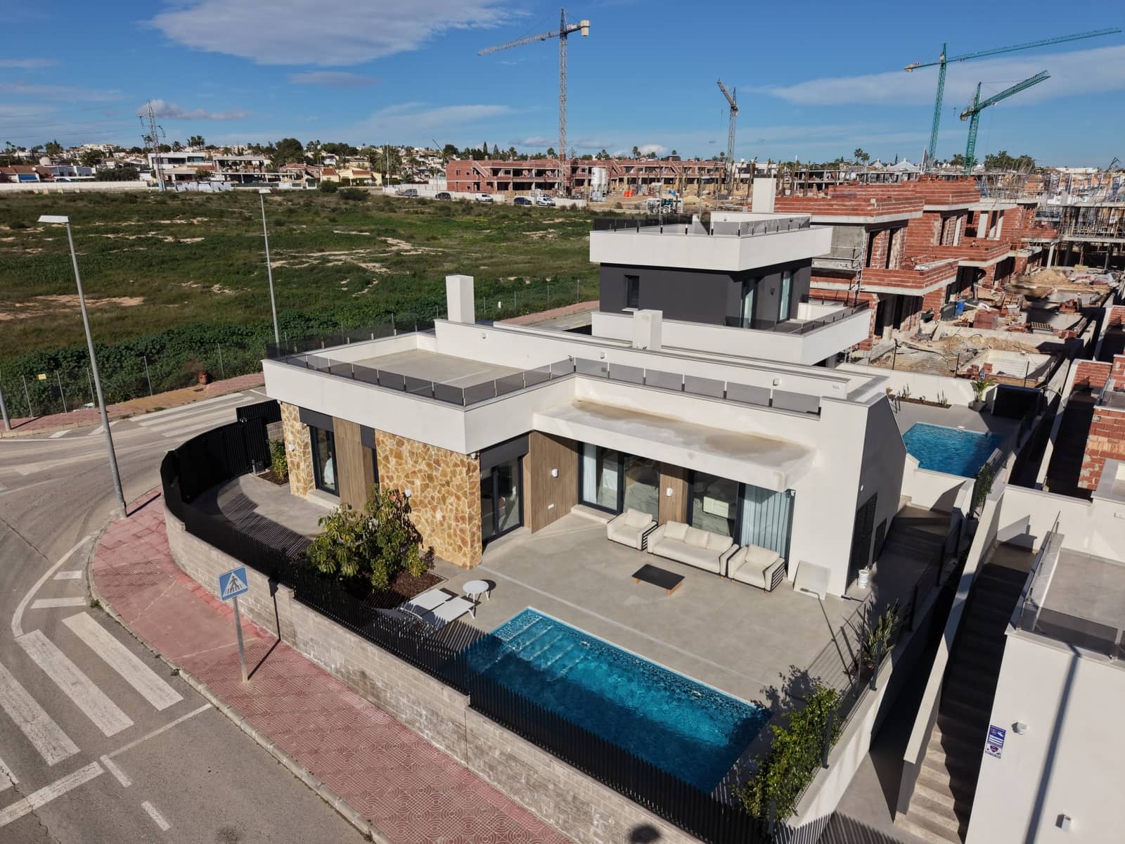 3 soveværelse Villa til salg i Ciudad Quesada med swimmingpool garage - € 513.900 (Ref: 9467766)