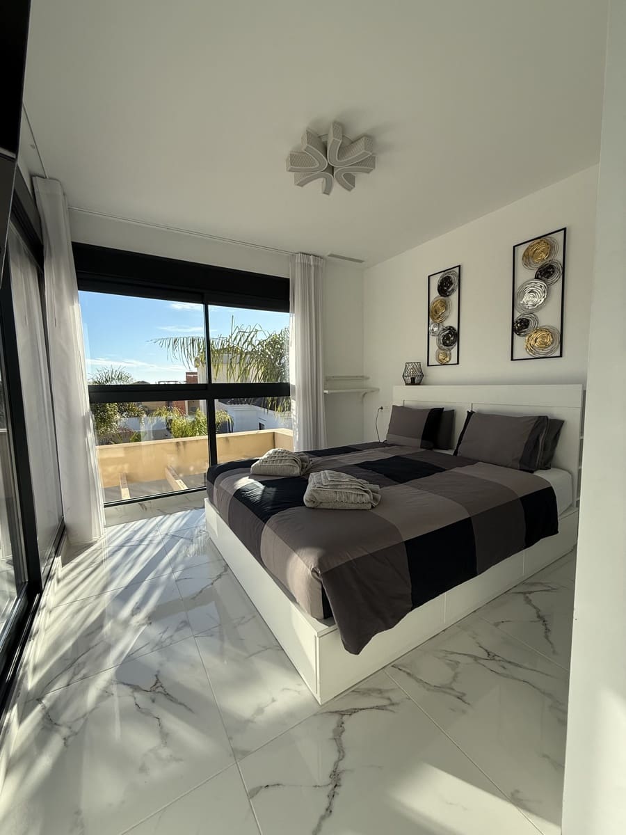 3 quarto Moradia para venda em Los Montesinos com piscina garagem - 409 000 € (Ref: 9529116)