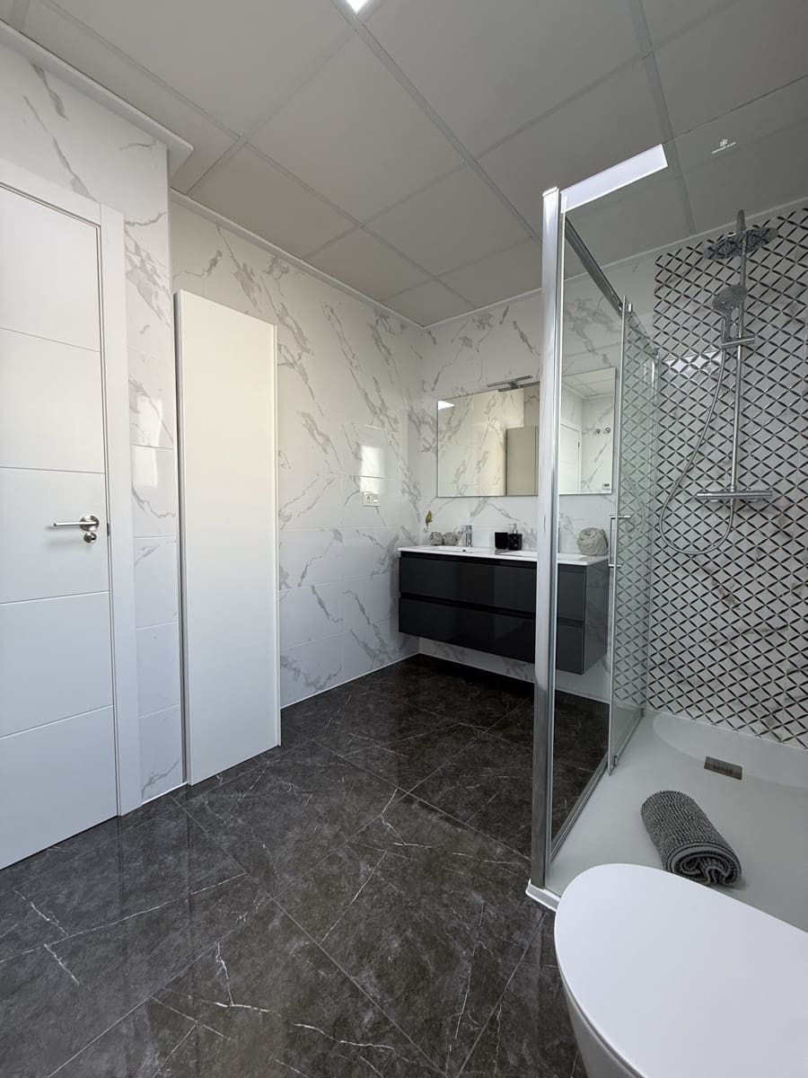 3 quarto Moradia para venda em Los Montesinos com piscina garagem - 409 000 € (Ref: 9529116)