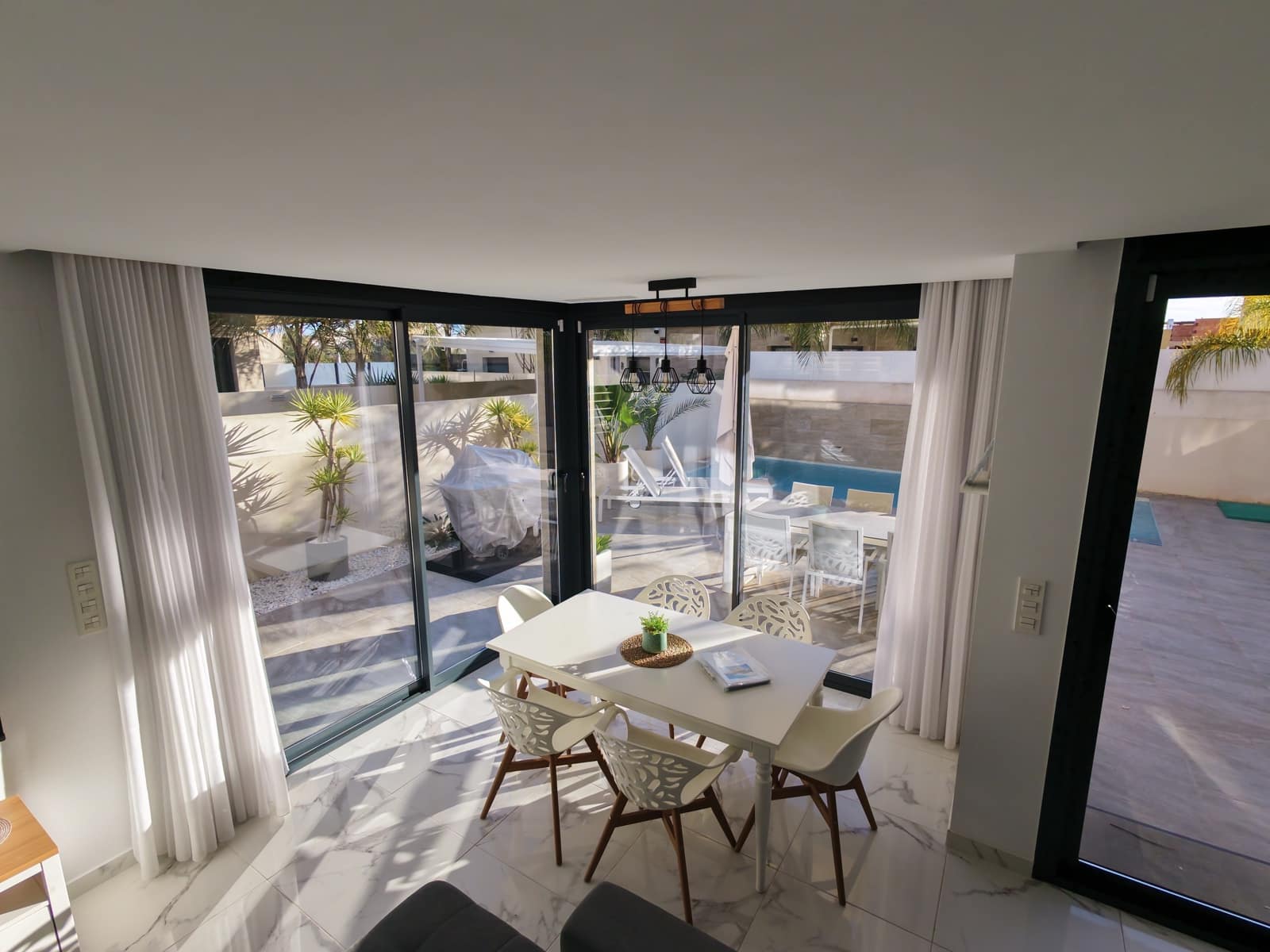 3 quarto Moradia para venda em Los Montesinos com piscina garagem - 409 000 € (Ref: 9529116)