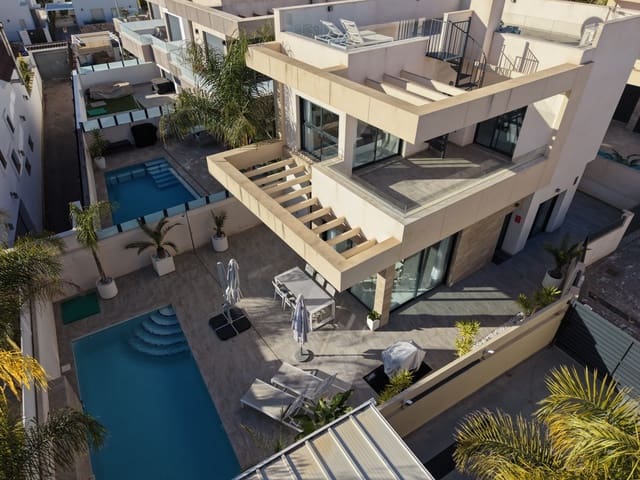 3 quarto Moradia para venda em Los Montesinos com piscina garagem - 409 000 € (Ref: 9529116)