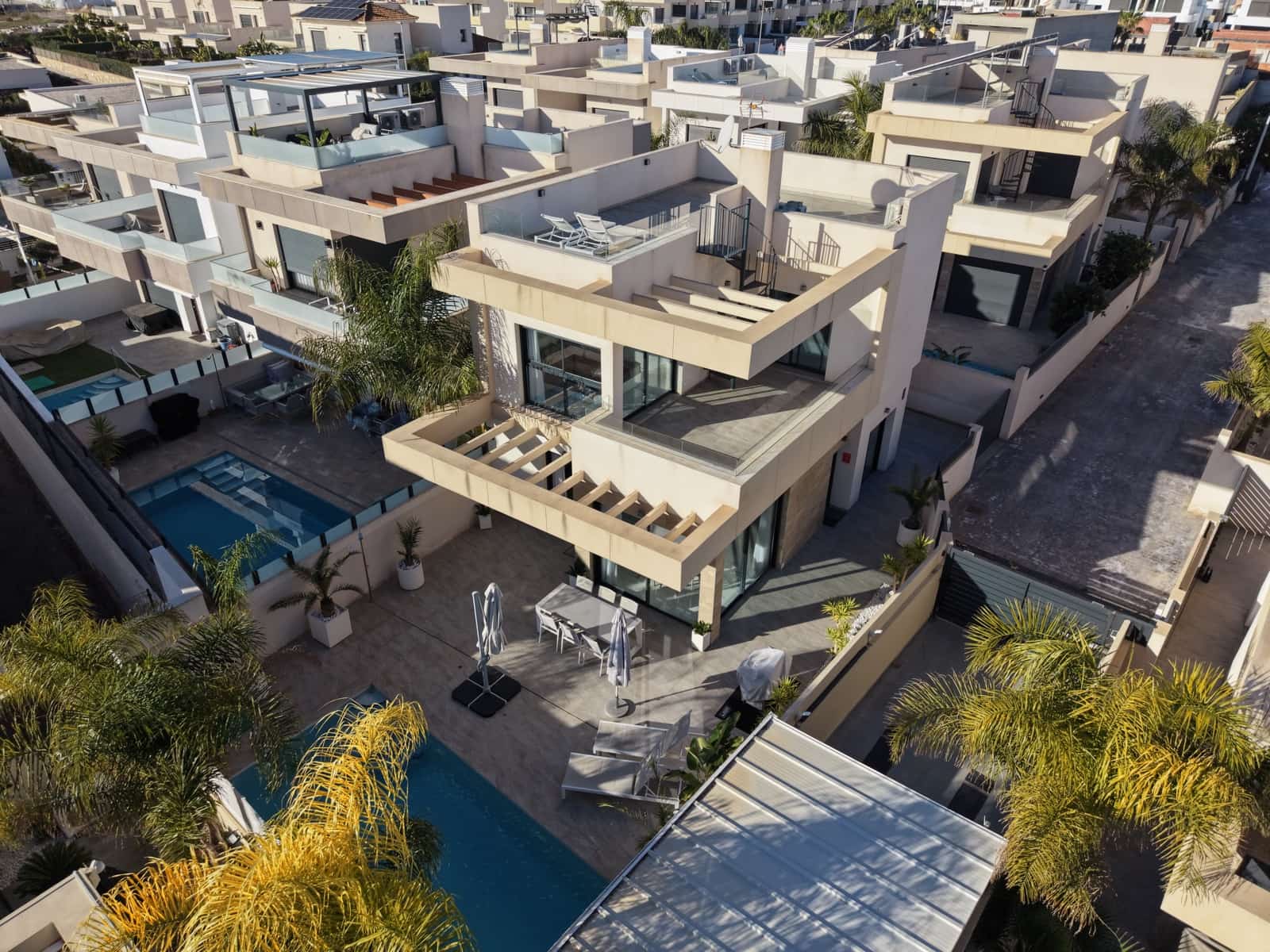 3 quarto Moradia para venda em Los Montesinos com piscina garagem - 409 000 € (Ref: 9529116)