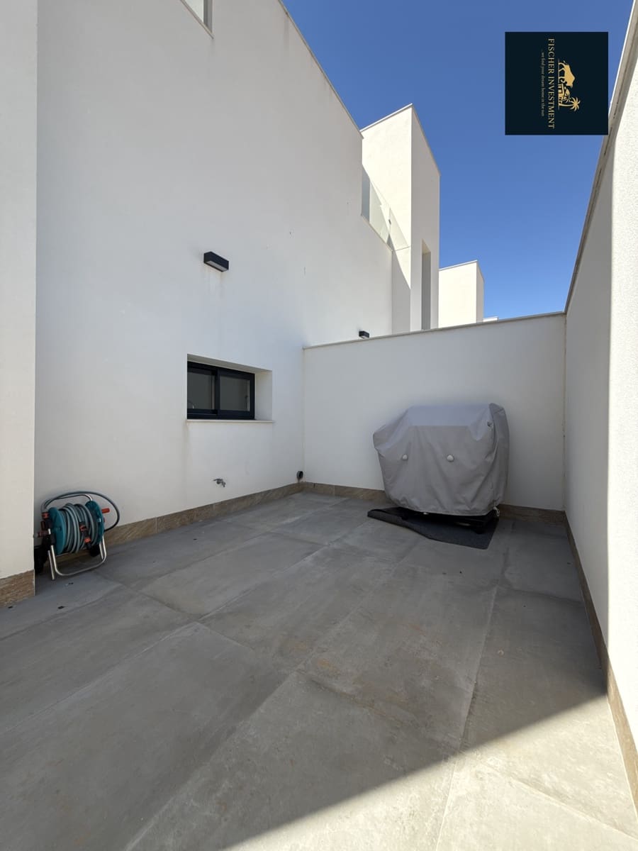 Chalet de 3 habitaciones en Los Montesinos en venta con piscina garaje - 329.900 € (Ref: 9731192)