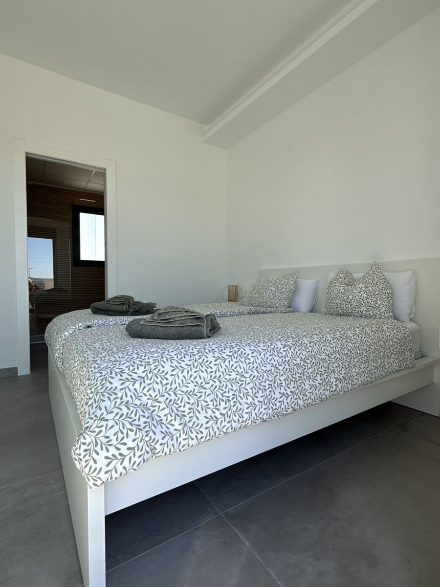 Chalet de 3 habitaciones en Los Montesinos en venta con piscina garaje - 329.900 € (Ref: 9731192)