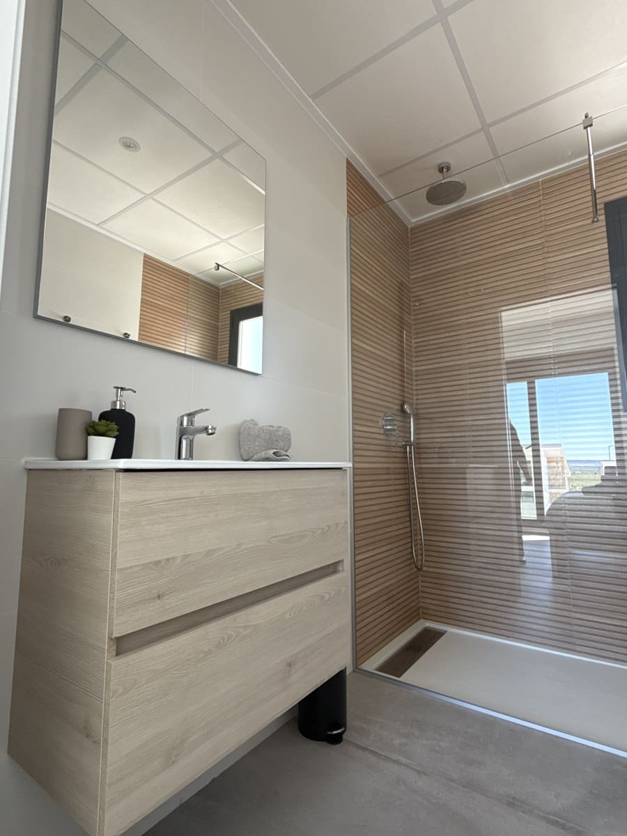 Chalet de 3 habitaciones en Los Montesinos en venta con piscina garaje - 329.900 € (Ref: 9731192)