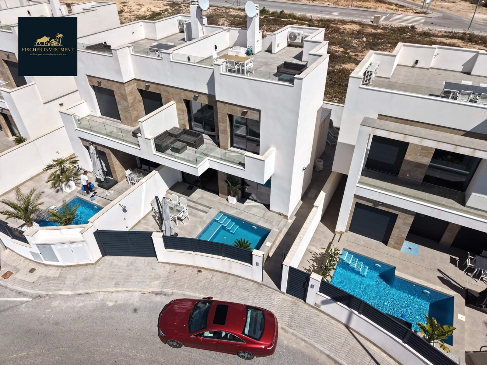 Chalet de 3 habitaciones en Los Montesinos en venta con piscina garaje - 329.900 € (Ref: 9731192)