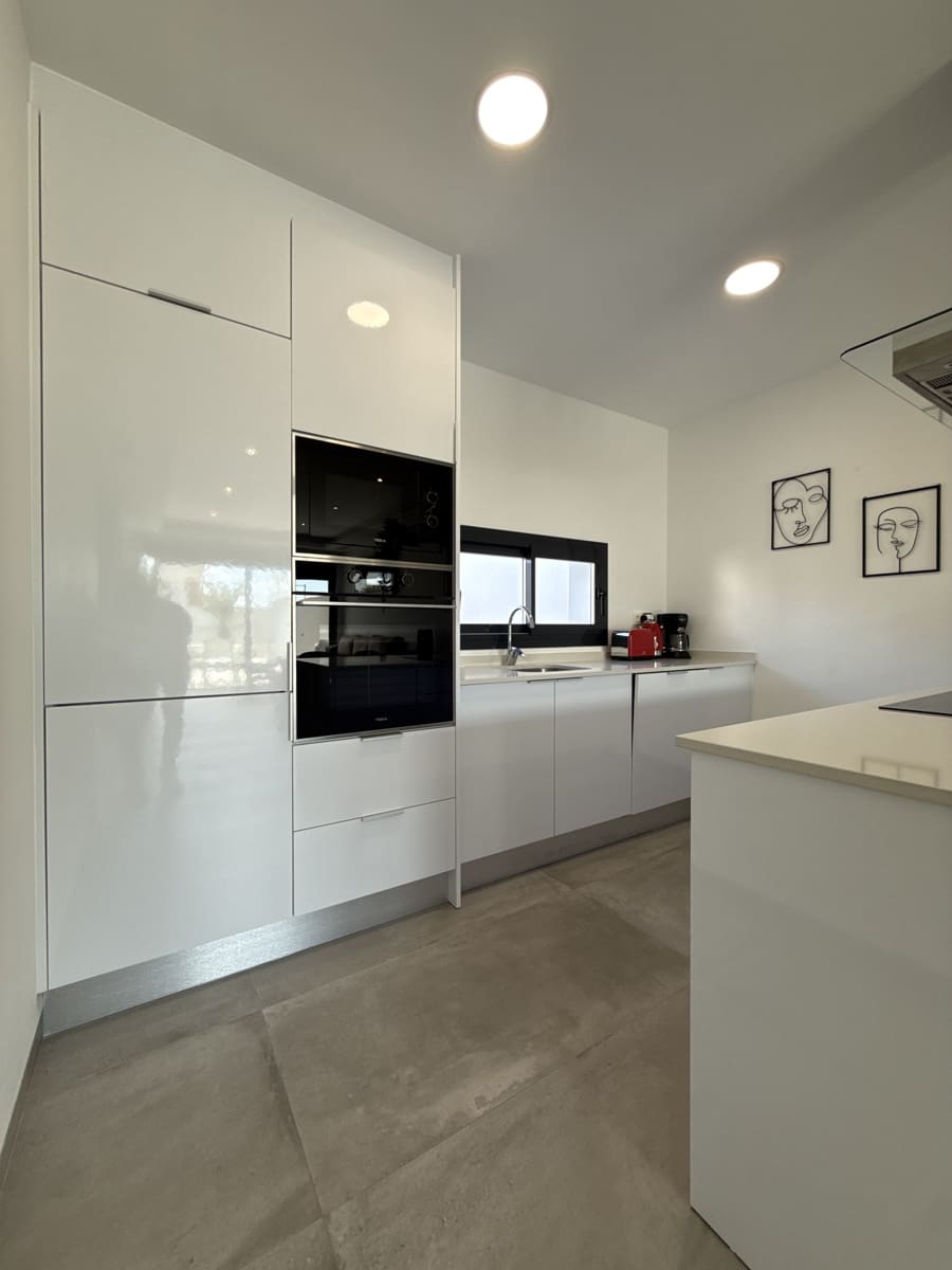 Chalet de 3 habitaciones en Los Montesinos en venta con piscina garaje - 349.900 € (Ref: 9731195)