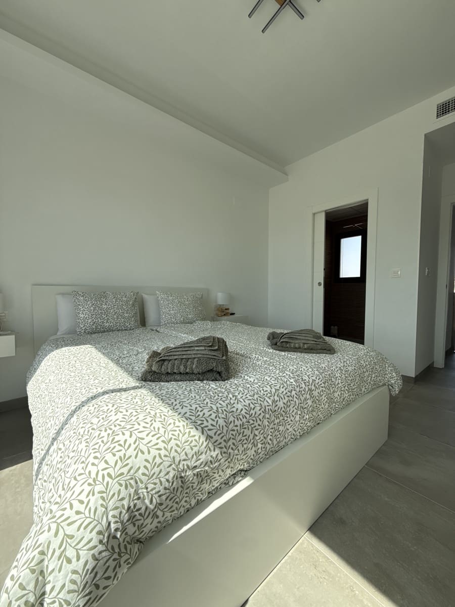 Chalet de 3 habitaciones en Los Montesinos en venta con piscina garaje - 349.900 € (Ref: 9731195)