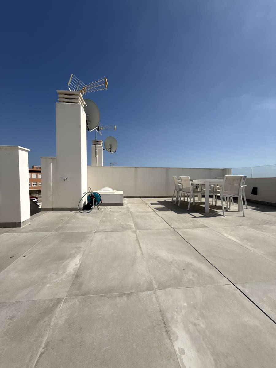 Chalet de 3 habitaciones en Los Montesinos en venta con piscina garaje - 349.900 € (Ref: 9731195)