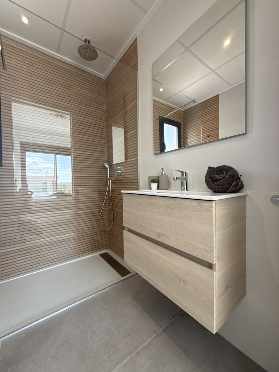 Chalet de 3 habitaciones en Los Montesinos en venta con piscina garaje - 349.900 € (Ref: 9731195)