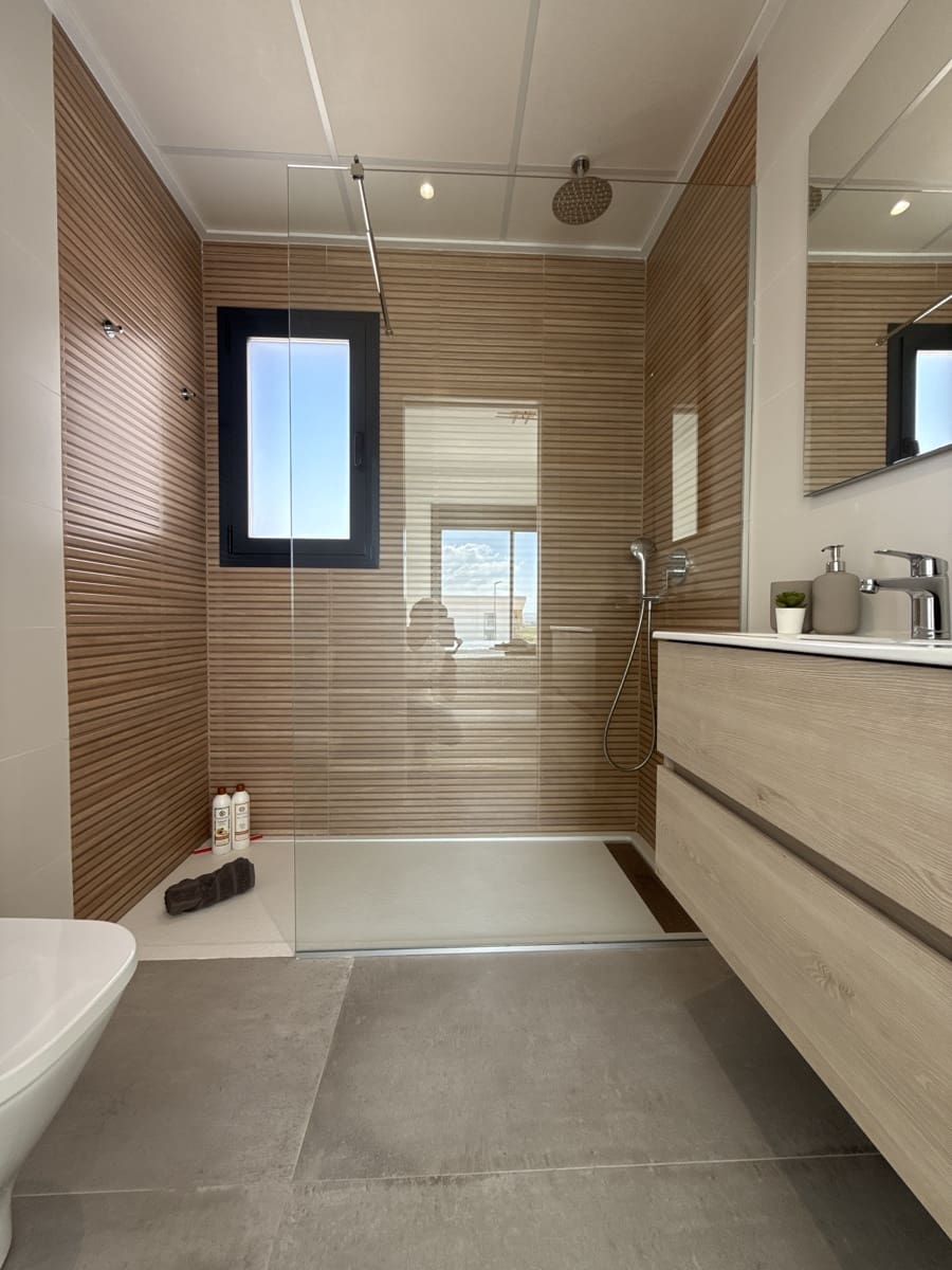 Chalet de 3 habitaciones en Los Montesinos en venta con piscina garaje - 349.900 € (Ref: 9731195)