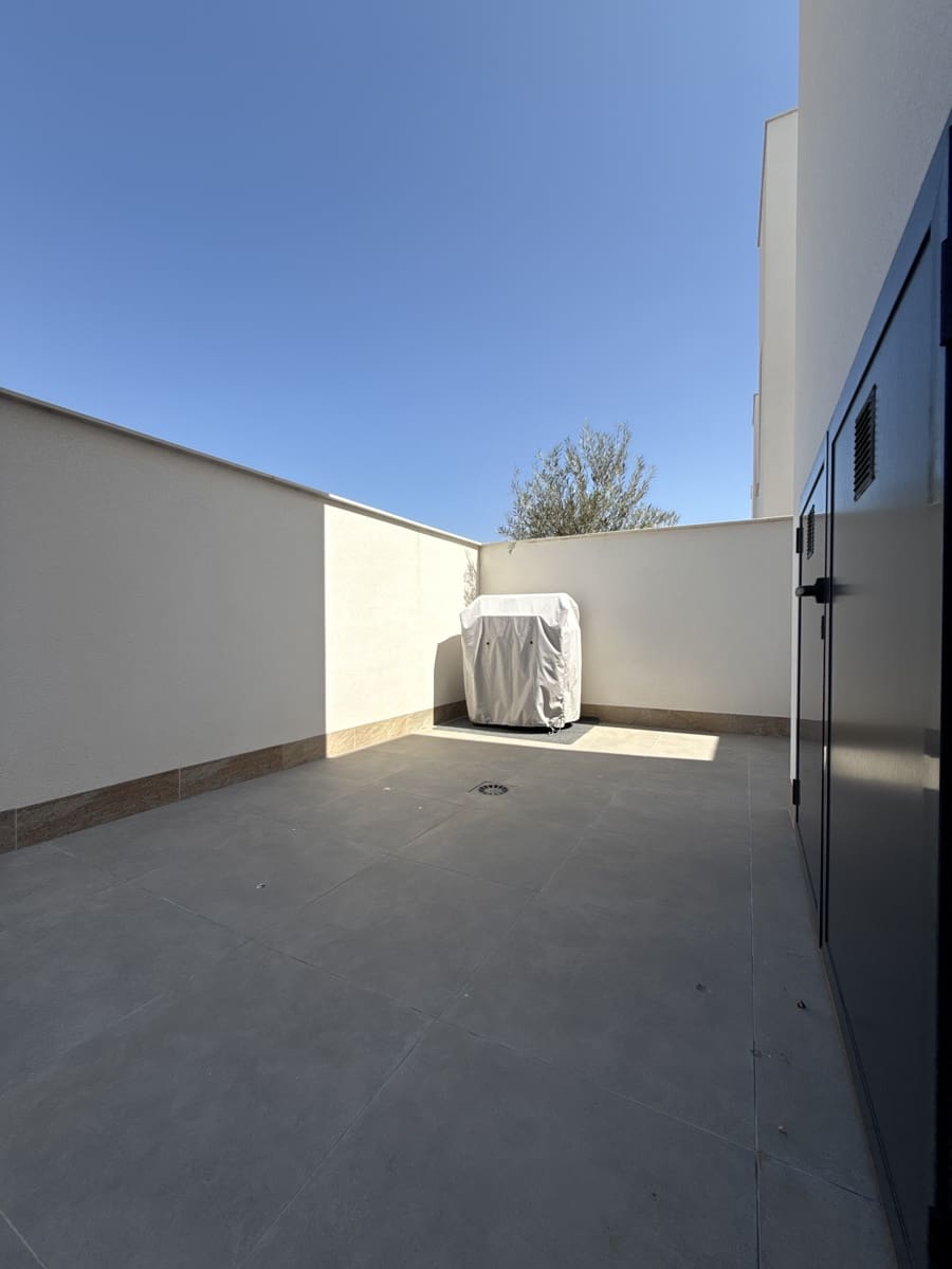 3 chambre Villa/Maison à vendre à Los Montesinos avec piscine garage - 369 900 € (Ref: 9733945)