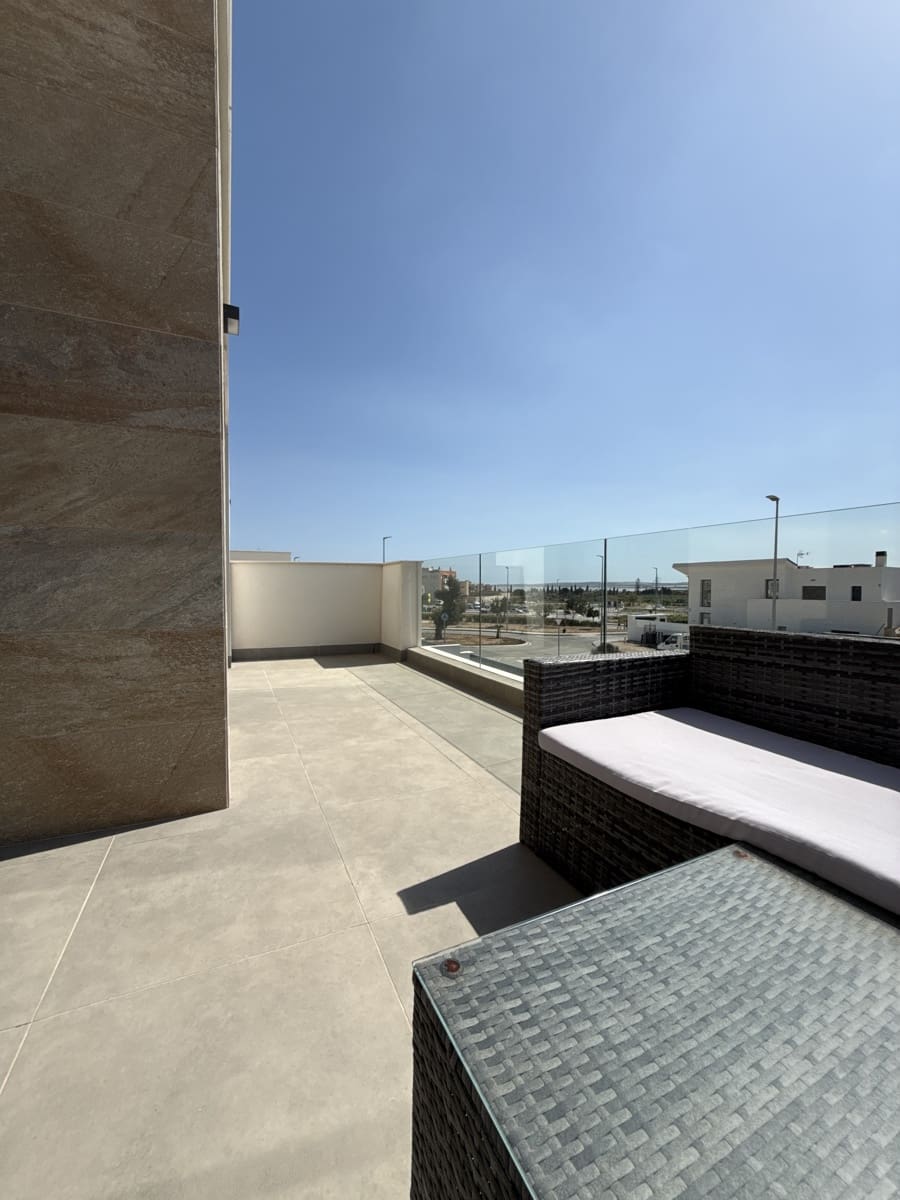 3 chambre Villa/Maison à vendre à Los Montesinos avec piscine garage - 369 900 € (Ref: 9733945)