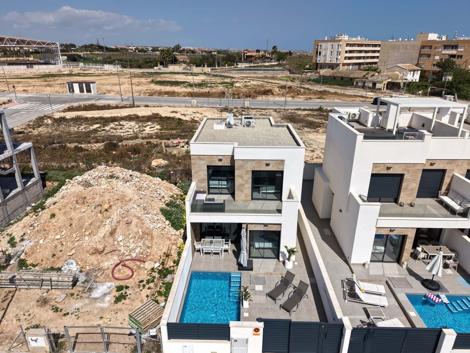 3 chambre Villa/Maison à vendre à Los Montesinos avec piscine garage - 369 900 € (Ref: 9733945)