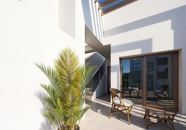 Pareado de 3 habitaciones en Las Lomas de Rame - Bahía Bella, Los Alcázares en venta con piscina garaje - 439.000 € (Ref: 9750969)