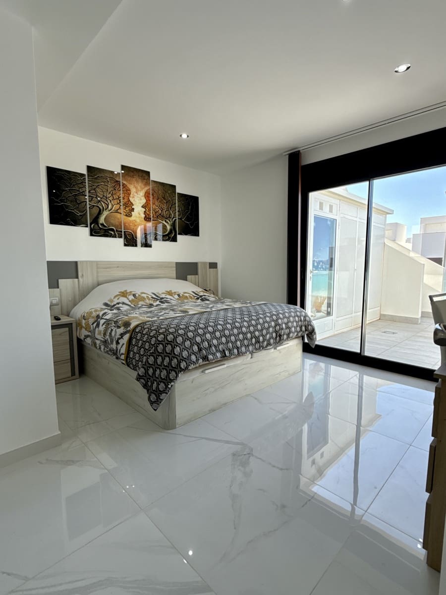 3 soverom Villa til salgs i Los Montesinos med svømmebasseng garasje - € 399 000 (Ref: 9751421)