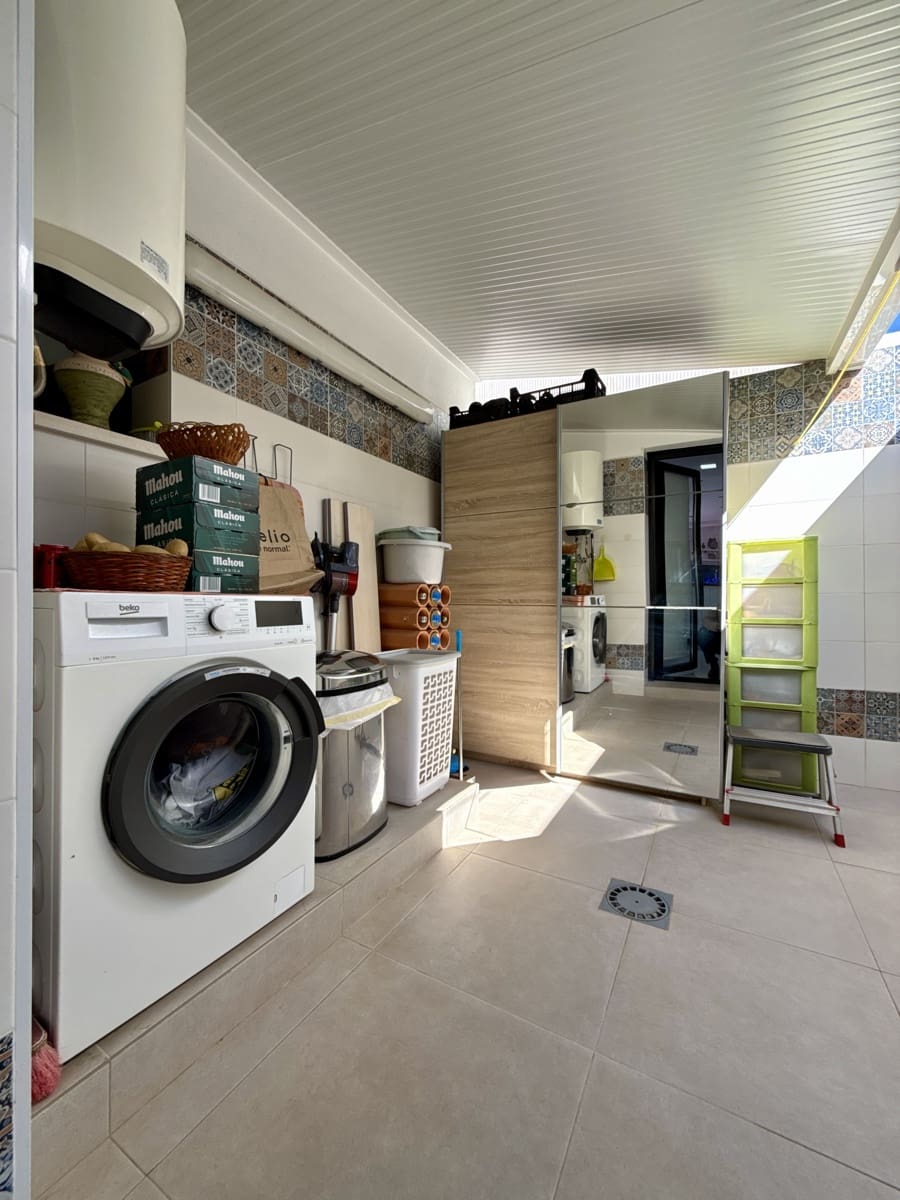 3 soverom Villa til salgs i Los Montesinos med svømmebasseng garasje - € 399 000 (Ref: 9751421)