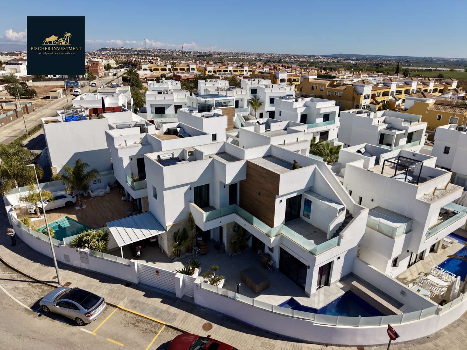 3 soverom Villa til salgs i Los Montesinos med svømmebasseng garasje - € 399 000 (Ref: 9751421)