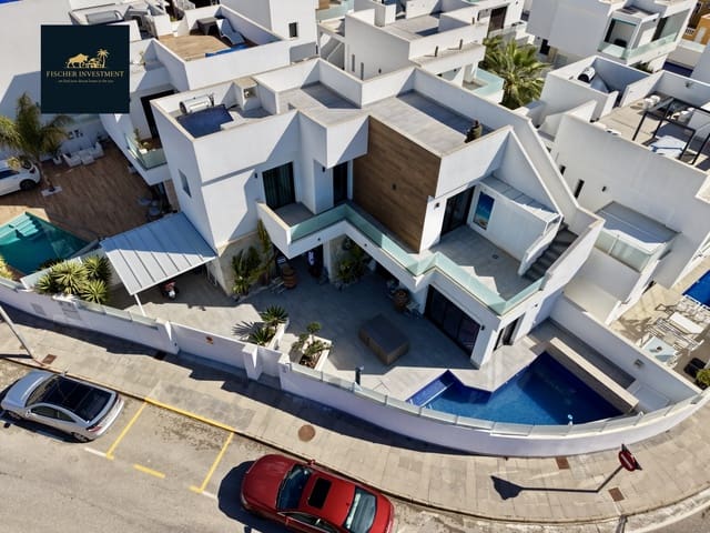 3 soverom Villa til salgs i Los Montesinos med svømmebasseng garasje - € 399 000 (Ref: 9751421)