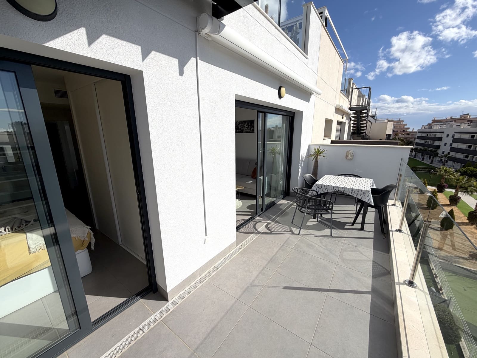 2 chambre Appartement à vendre à Orihuela Costa avec piscine garage - 324 900 € (Ref: 9751510)