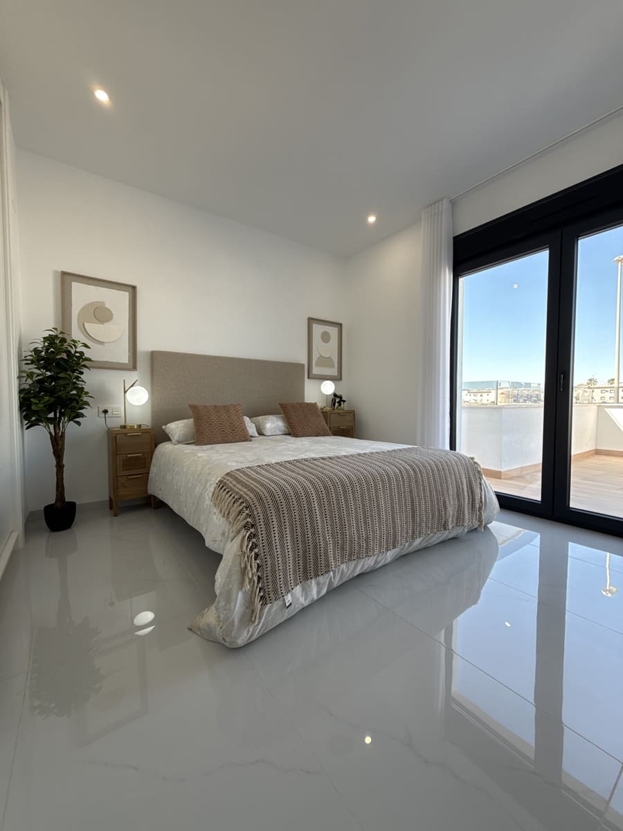 3 makuuhuone Huvila myytävänä paikassa Orihuela mukana uima-altaan - 414 900 € (Ref: 9751511)