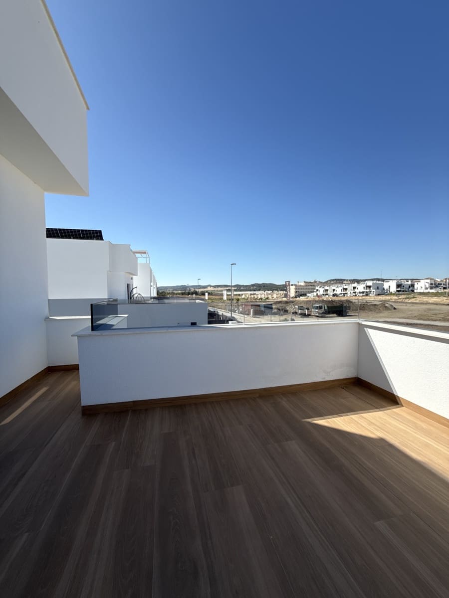 3 makuuhuone Huvila myytävänä paikassa Orihuela mukana uima-altaan - 414 900 € (Ref: 9751511)