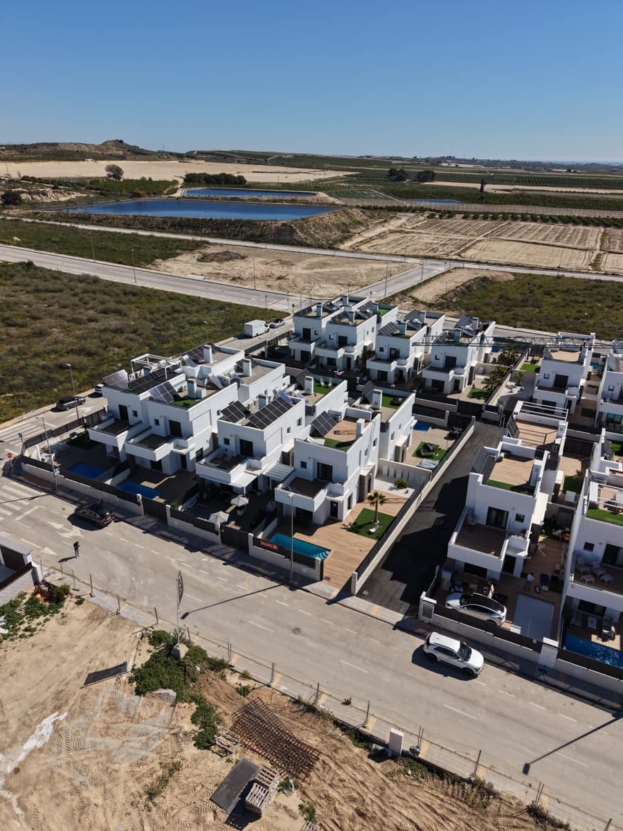 3 makuuhuone Huvila myytävänä paikassa Orihuela mukana uima-altaan - 414 900 € (Ref: 9751511)