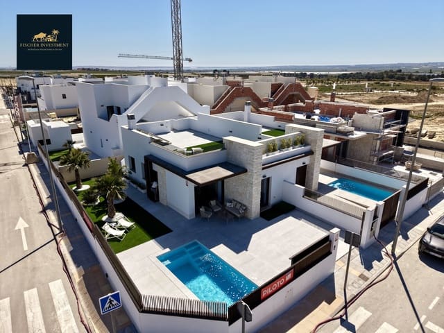 2 soverom Kjedet enebolig til salgs i Desamparados - Hurchillo - Torremendo, Orihuela med svømmebasseng garasje - € 351 000 (Ref: 9756251)