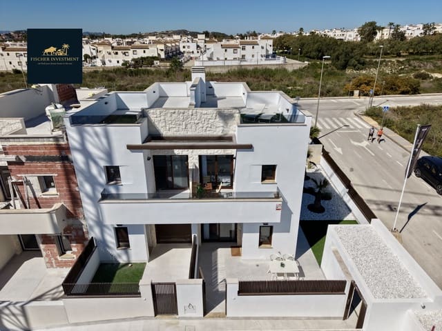 3 soveværelse Byhus til salg i Desamparados - Hurchillo - Torremendo, Orihuela med swimmingpool garage - € 314.900 (Ref: 9756258)