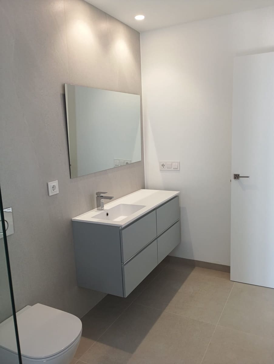 Chalet de 3 habitaciones en Pilar de la Horadada en venta con piscina garaje - 583.900 € (Ref: 9758175)