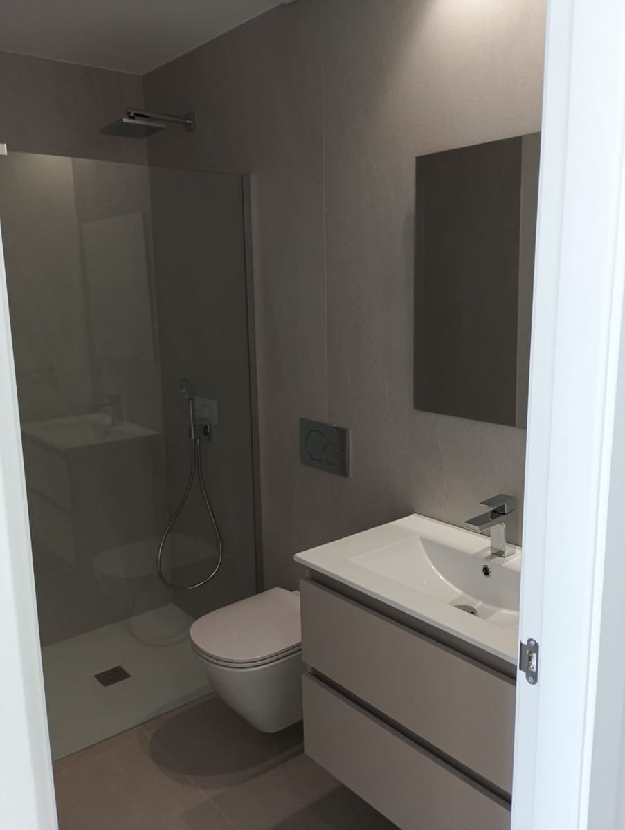 Chalet de 3 habitaciones en Pilar de la Horadada en venta con piscina garaje - 583.900 € (Ref: 9758175)