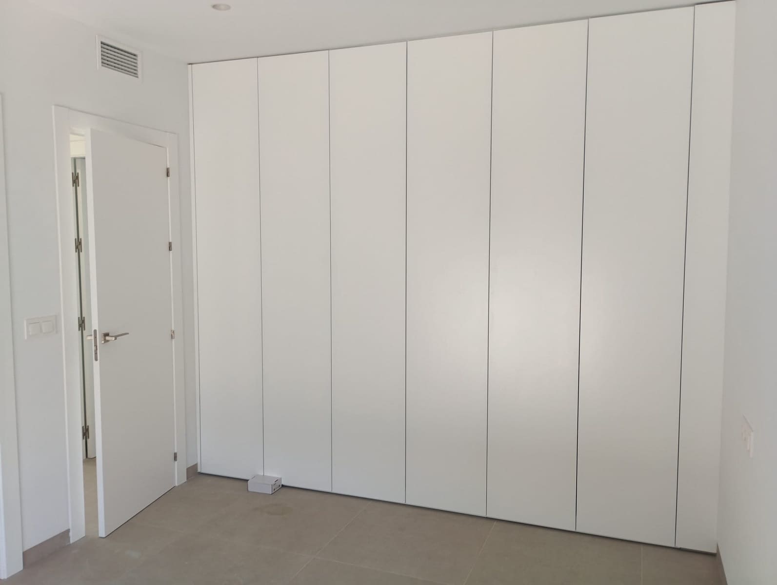 Chalet de 3 habitaciones en Pilar de la Horadada en venta con piscina garaje - 583.900 € (Ref: 9758175)