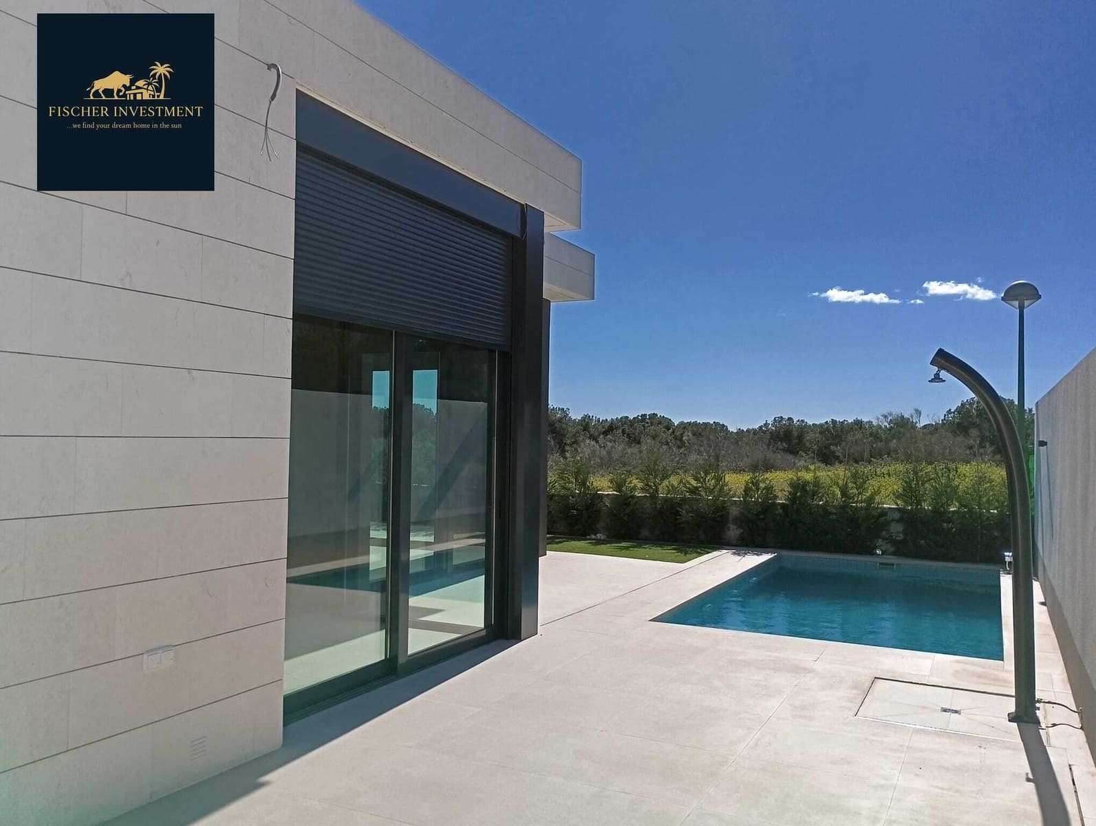 Chalet de 3 habitaciones en Pilar de la Horadada en venta con piscina garaje - 583.900 € (Ref: 9758175)