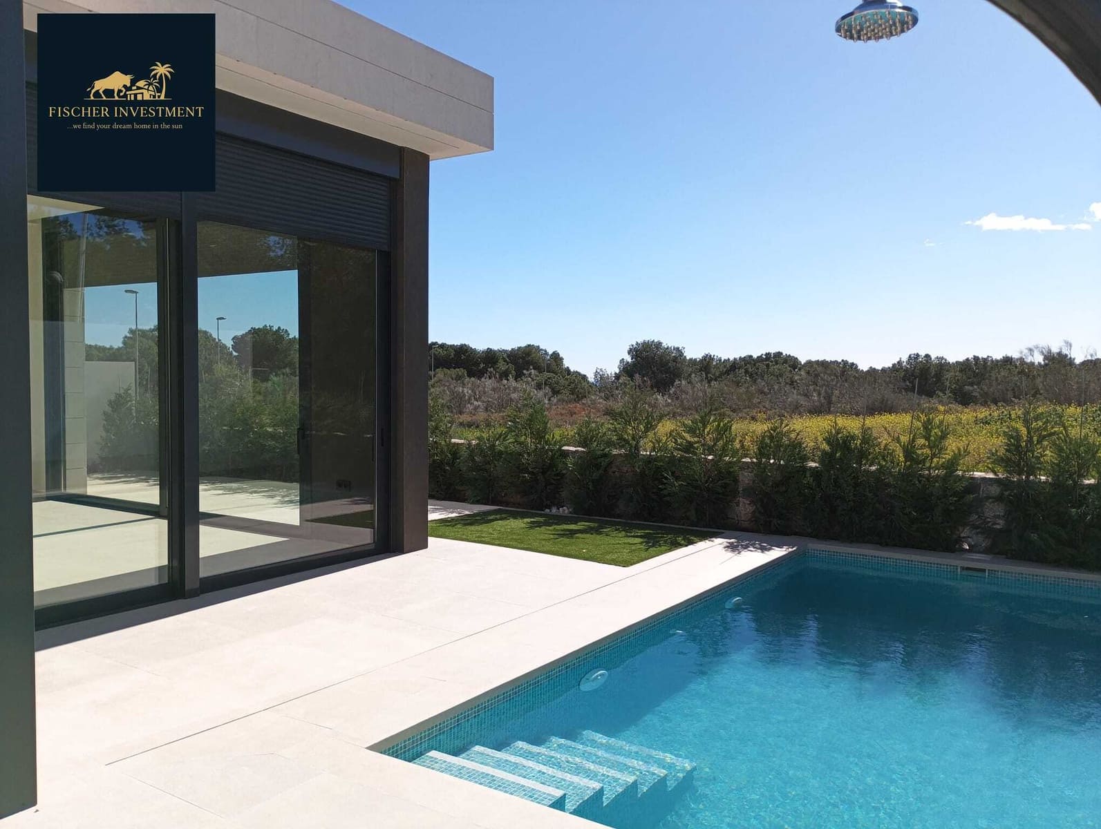 Chalet de 3 habitaciones en Pilar de la Horadada en venta con piscina garaje - 583.900 € (Ref: 9758175)