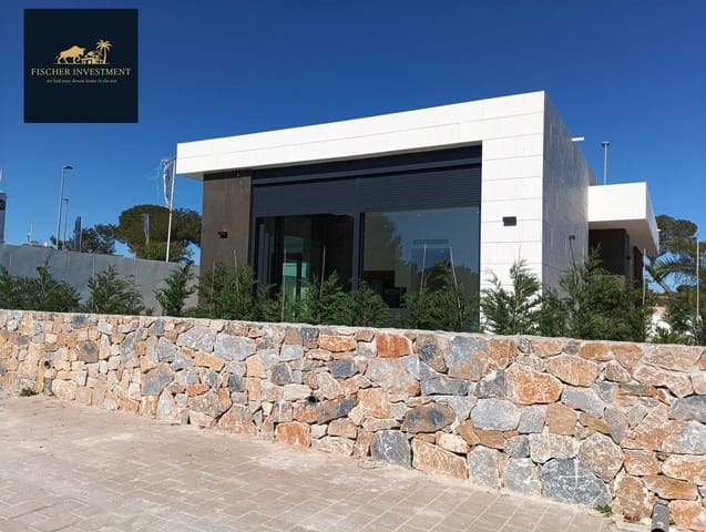 Chalet de 3 habitaciones en Pinar de Campoverde, Pilar de la Horadada en venta con piscina garaje - 583.900 € (Ref: 9758175)