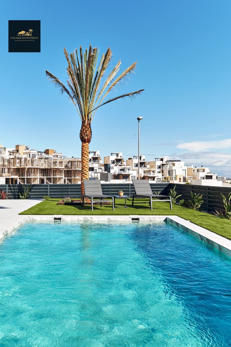 3 sypialnia Willa na sprzedaż w San Miguel de Salinas z basenem garażem - 649 000 € (Ref: 9758226)