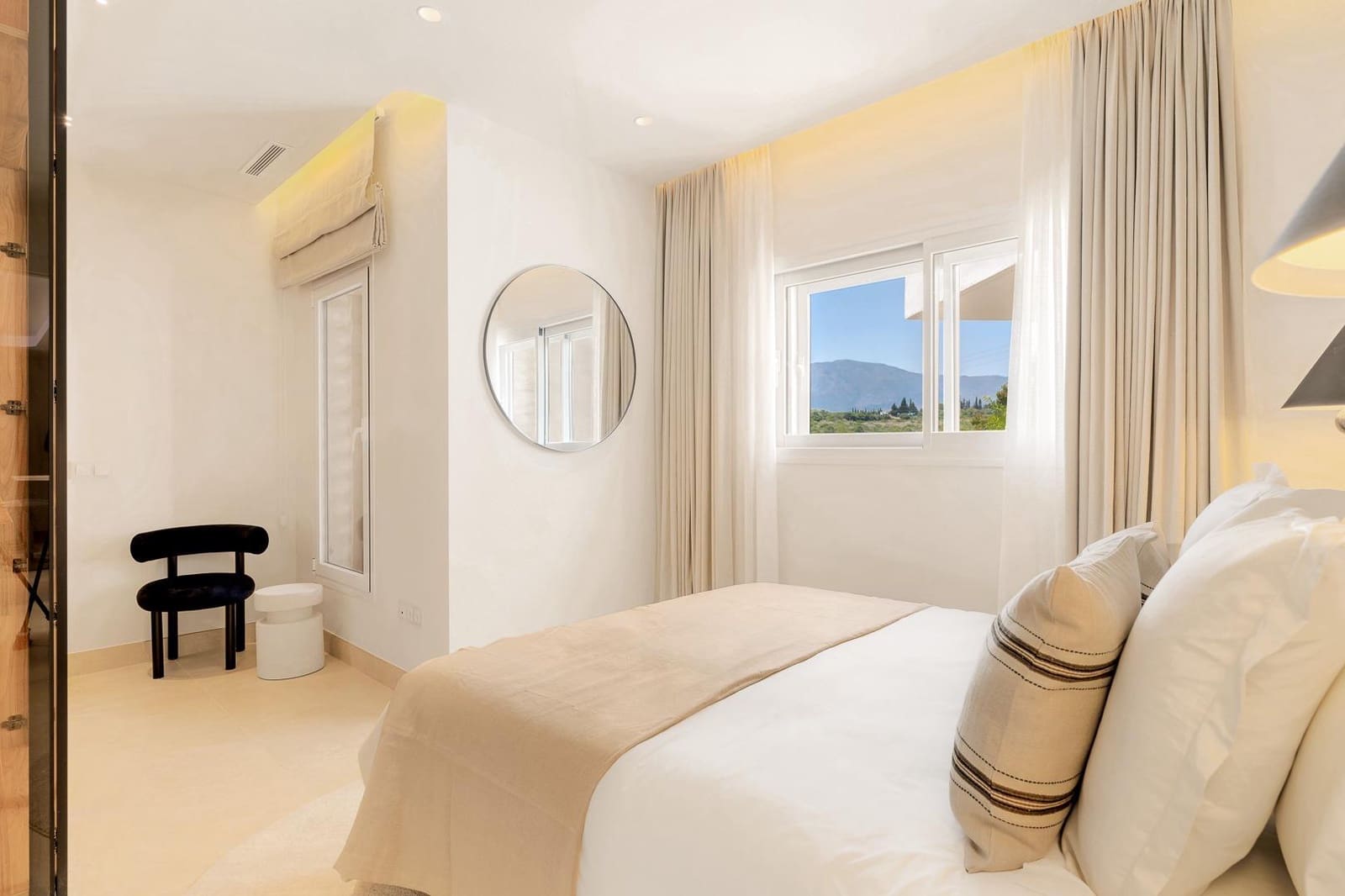 Ático de 3 habitaciones en El Velerín en venta con piscina garaje - 2.995.000 € (Ref: 10117130)