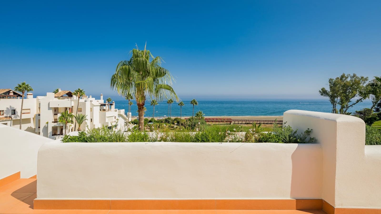 Ático de 3 habitaciones en El Velerín en venta con piscina garaje - 2.995.000 € (Ref: 10117130)