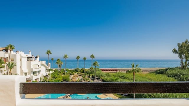 Ático de 3 habitaciones en El Velerín, Estepona en venta con piscina garaje - 2.995.000 € (Ref: 10117130)