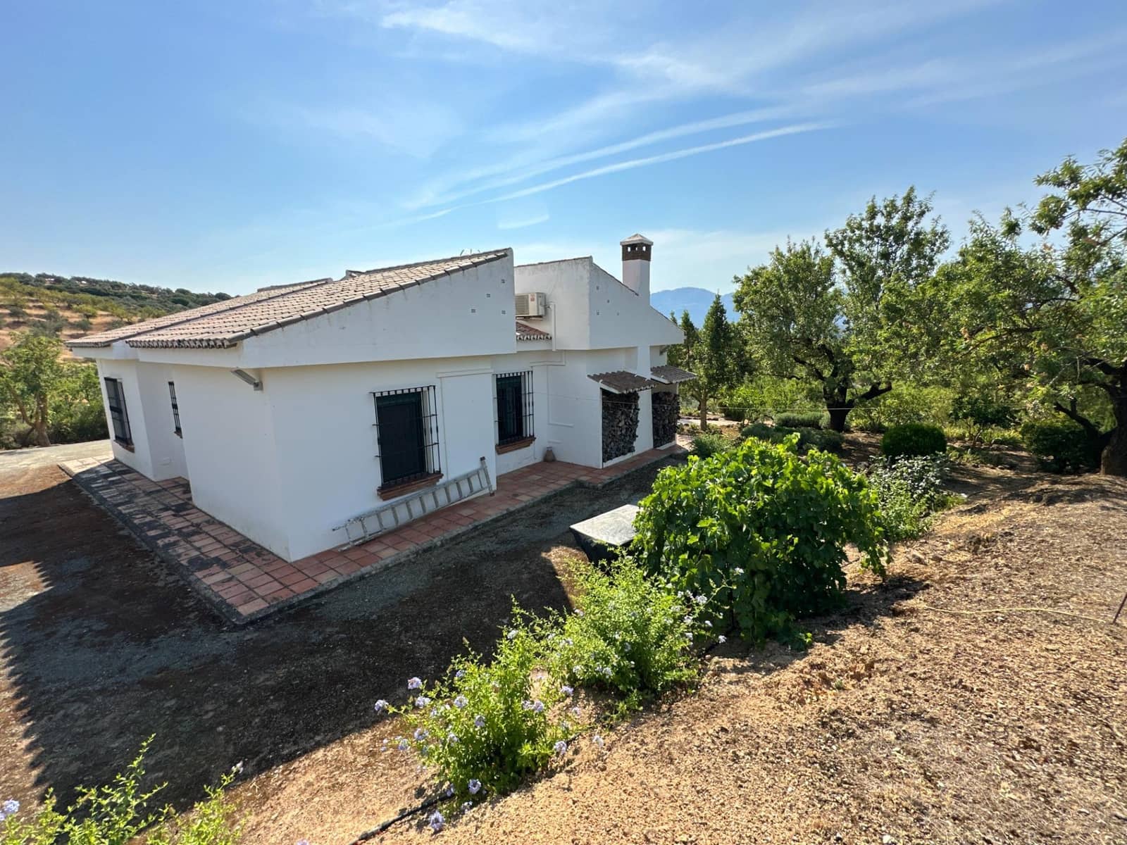 3 makuuhuone Maalaistalo myytävänä paikassa Villanueva del Rosario mukana uima-altaan - 499 000 € (Ref: 10120230)
