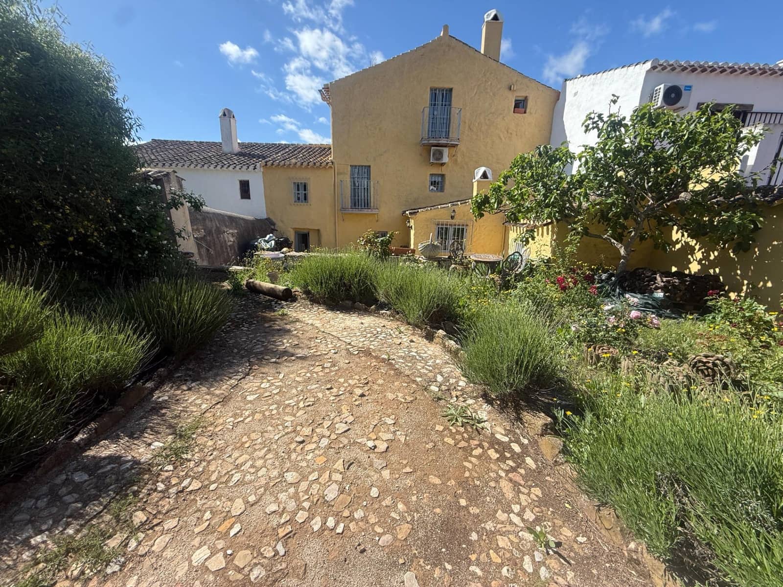 3 sovrum Finca/Hus på landet till salu i Villanueva del Rosario med garage - 275 000 € (Ref: 10120232)