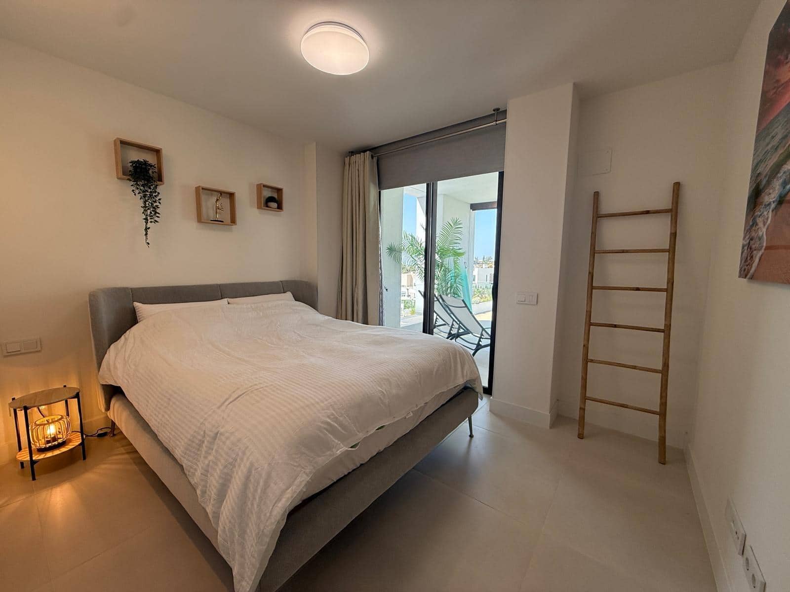 2 soveværelse Lejlighed til salg i Fuengirola med swimmingpool garage - € 549.000 (Ref: 10120234)