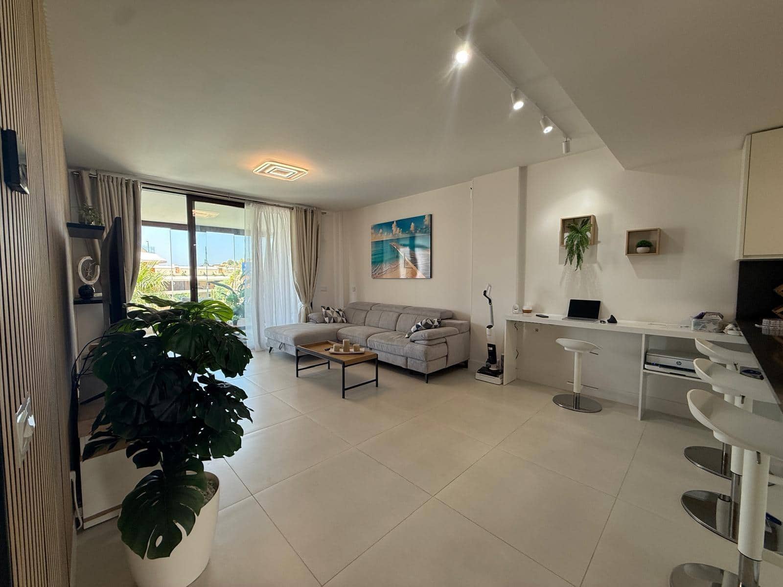 2 soveværelse Lejlighed til salg i Fuengirola med swimmingpool garage - € 549.000 (Ref: 10120234)