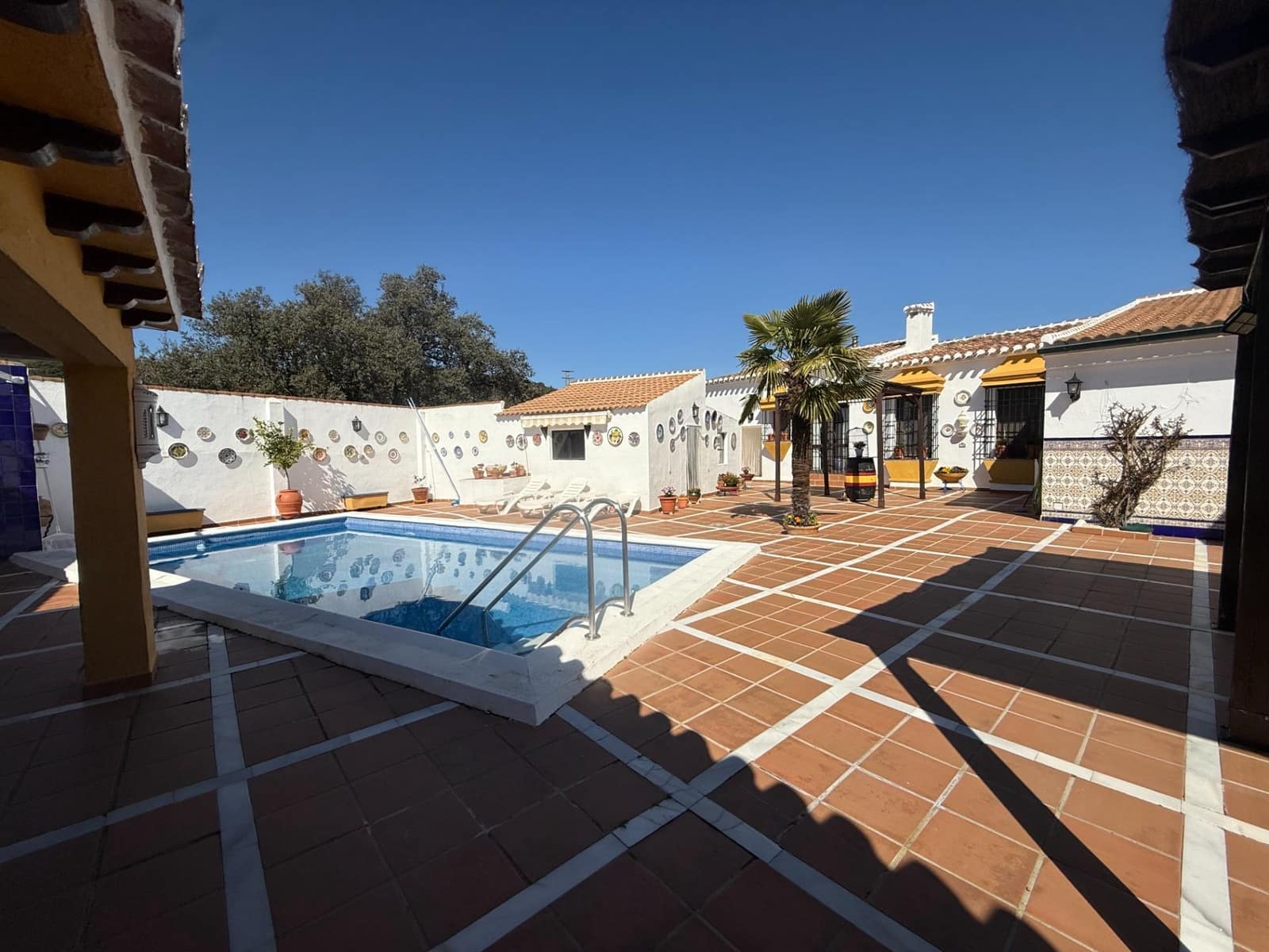 6 slaapkamer Finca/Landhuis te koop in Villanueva del Rosario met zwembad - € 950.000 (Ref: 10166699)