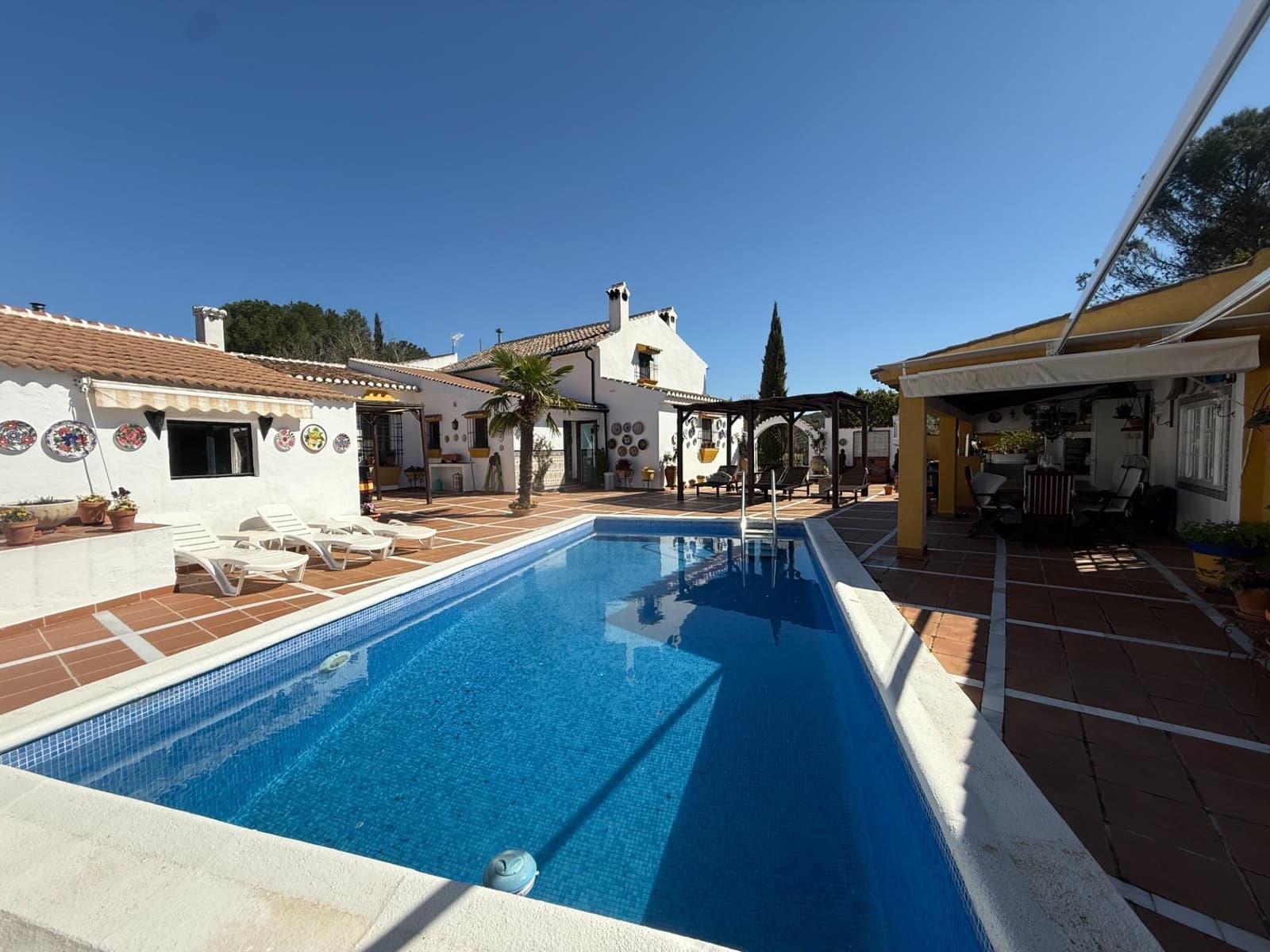 6 slaapkamer Finca/Landhuis te koop in Villanueva del Rosario met zwembad - € 950.000 (Ref: 10166699)