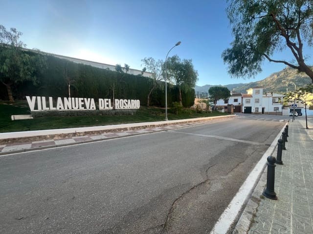 2 soveværelse Rækkehus til salg i Villanueva del Rosario med garage - € 99.000 (Ref: 10173980)