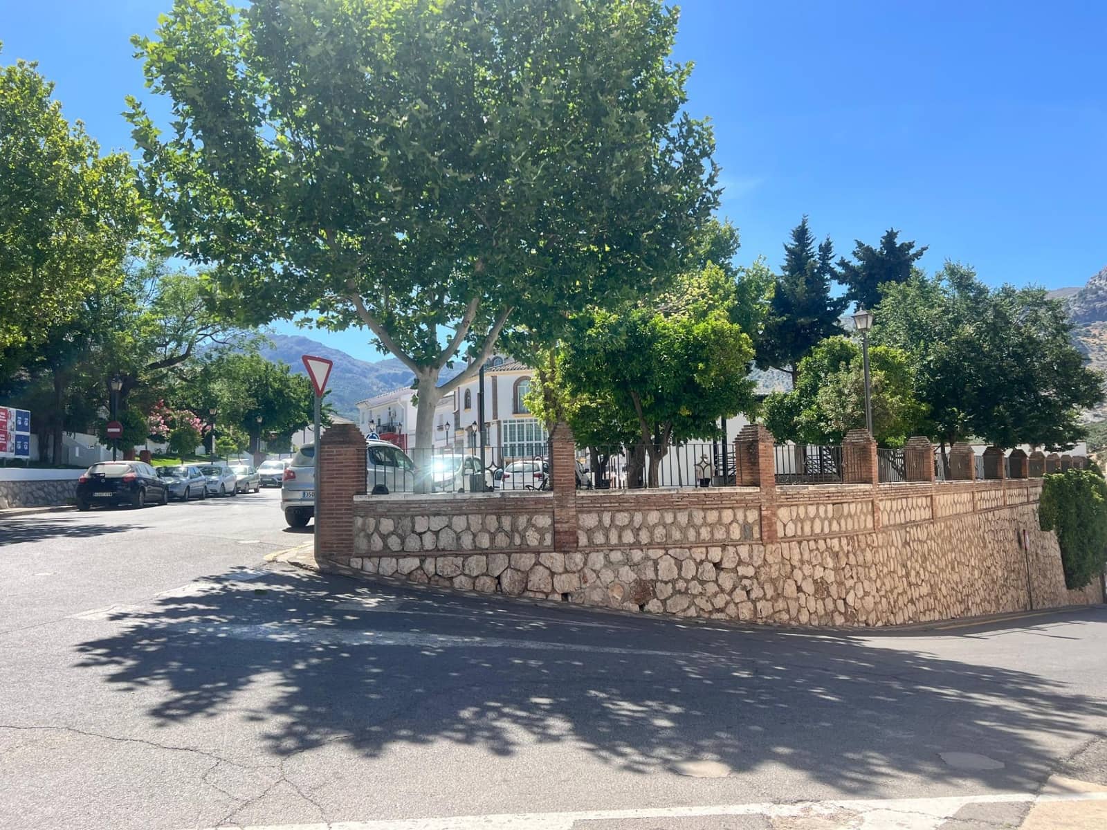 Adosado de 2 habitaciones en Villanueva del Rosario en venta con garaje - 99.000 € (Ref: 10173980)