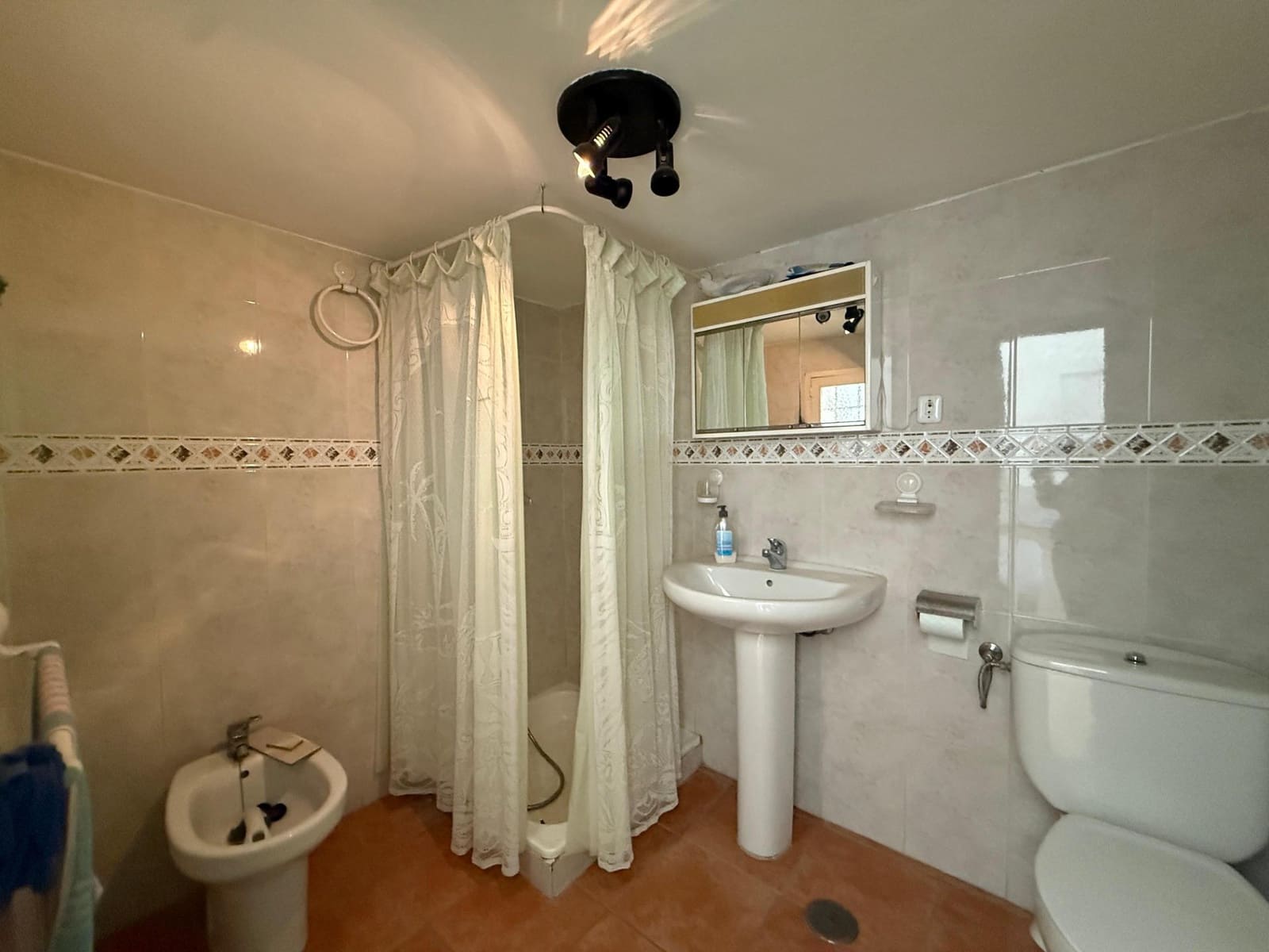 Pareado de 3 habitaciones en Archidona en venta - 90.000 € (Ref: 10173981)